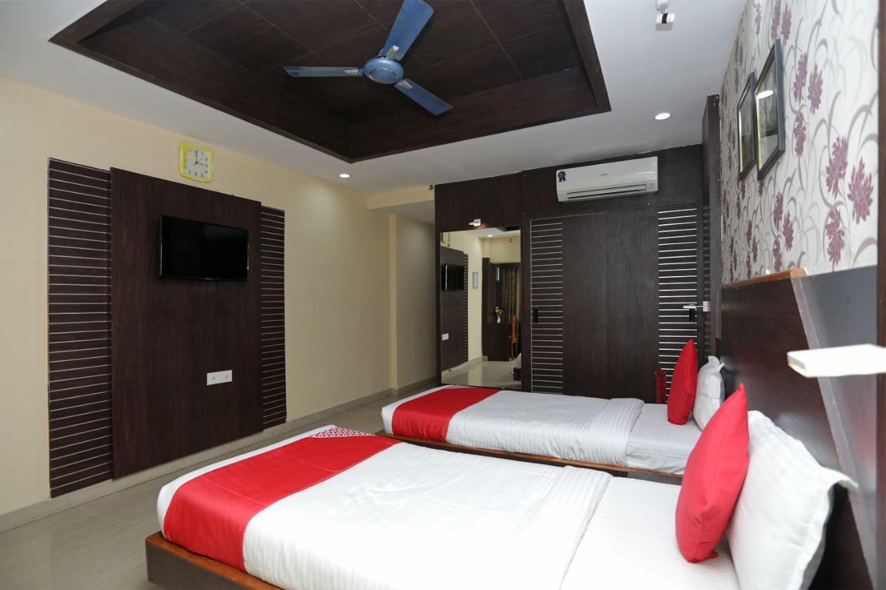 Oyo 4065 Hotel Richi Bhubaneswar Exterior photo